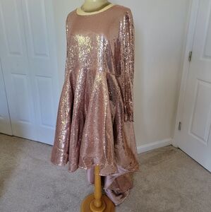 ✨ Plus Size 3X Rose Gold Sequin High-Low Formal Gown with Train